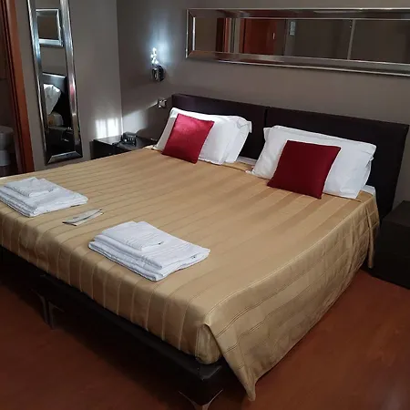 Small Royal Rc12 Hotel Padova